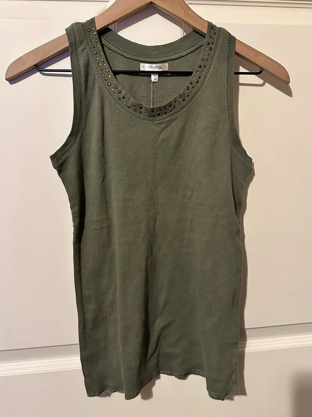 Old Navy | Tank | Kid’s Olive Studded Scoop Neck Tank Top